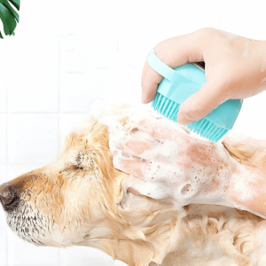 Brosse de Bain en Silicone Avec Distributeur de Shampoing – Brosse de Bain pour Chien, Chat Et Autres Animaux